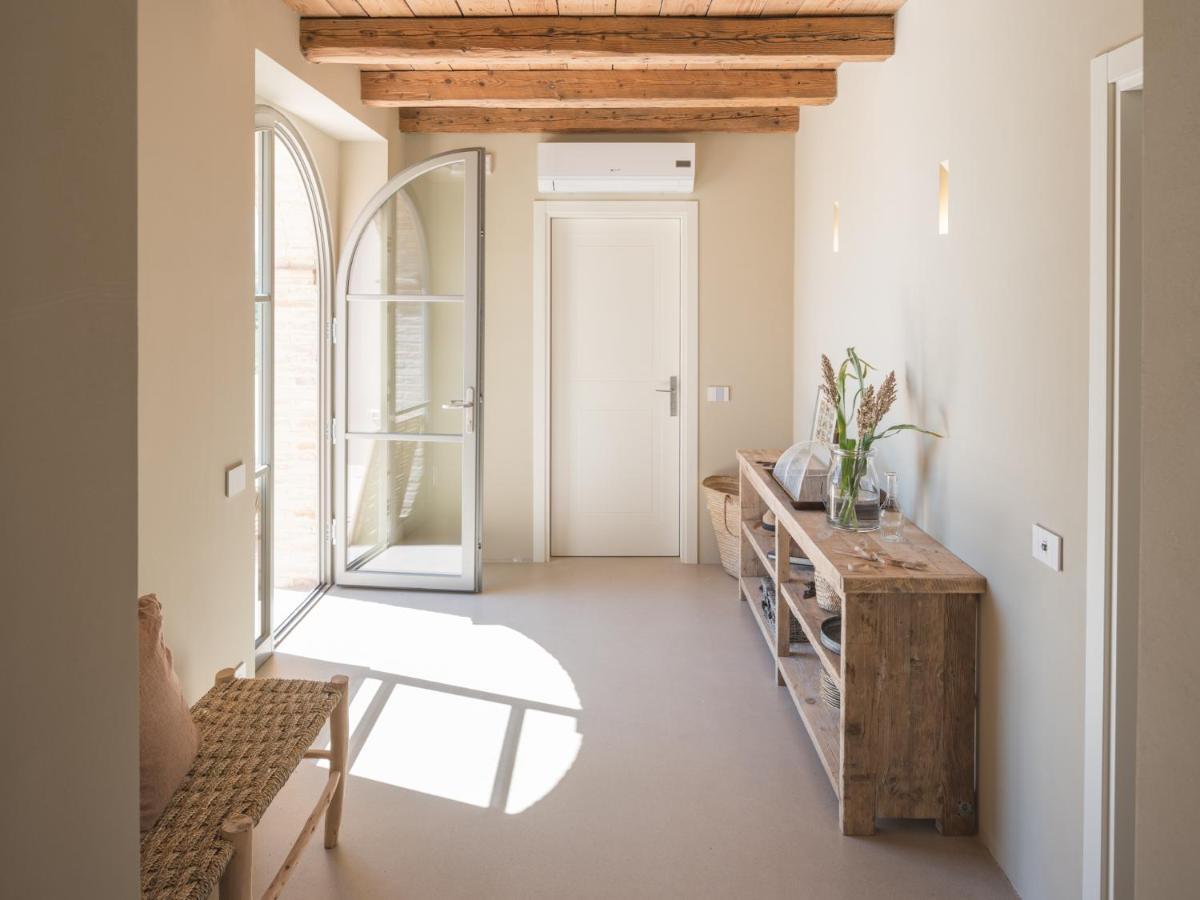 לינה וארוחת בוקר צ'ינגולי Casale Tre Gelsi מראה חיצוני תמונה